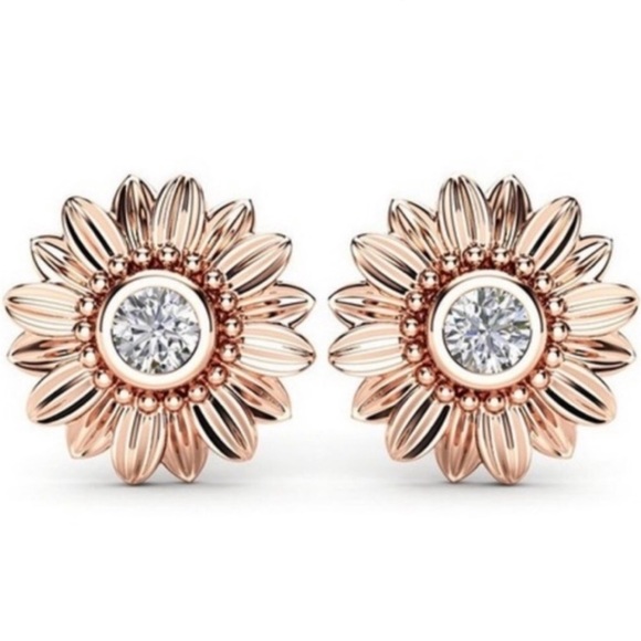 Jewelry - **18K Rose Gold Diamond Sunflower Stud Earrings